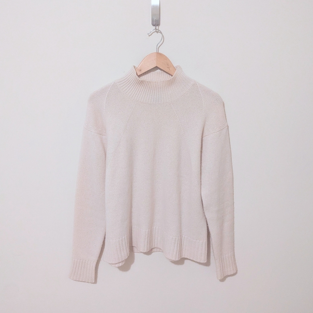 Bloomingdales White Cashmere Mockneck Sweater